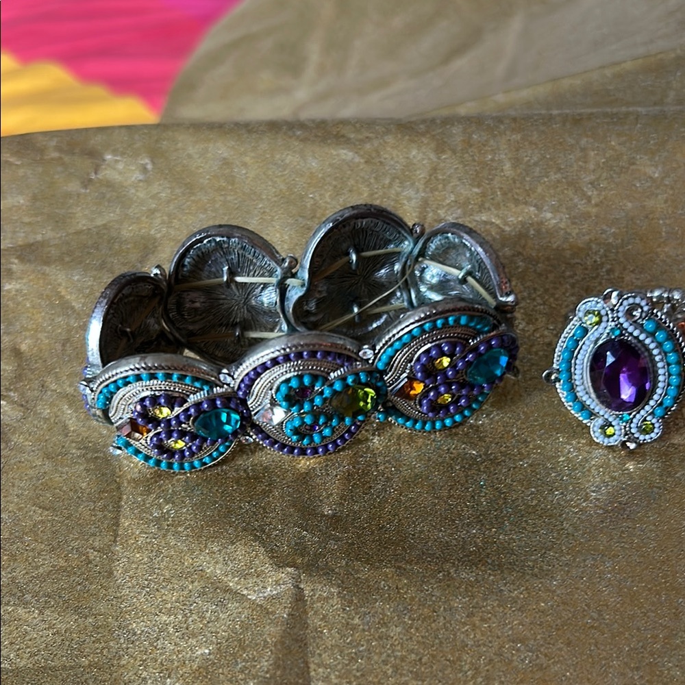 Elegant Silver and Turquoise Bracelet with matching ring. Both are stretchable.